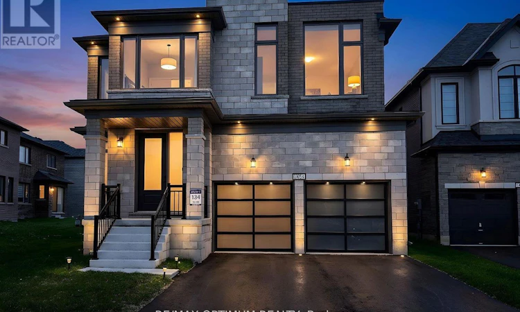 1454 Upper Thames Drive