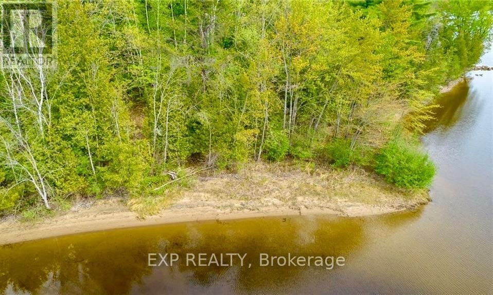 39 Greenway Drive, Whitewater Region, ON, K0J 2L0