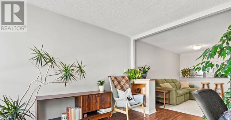 302-20 Southport Street, Toronto, ON, M6S 4Y8 - 12