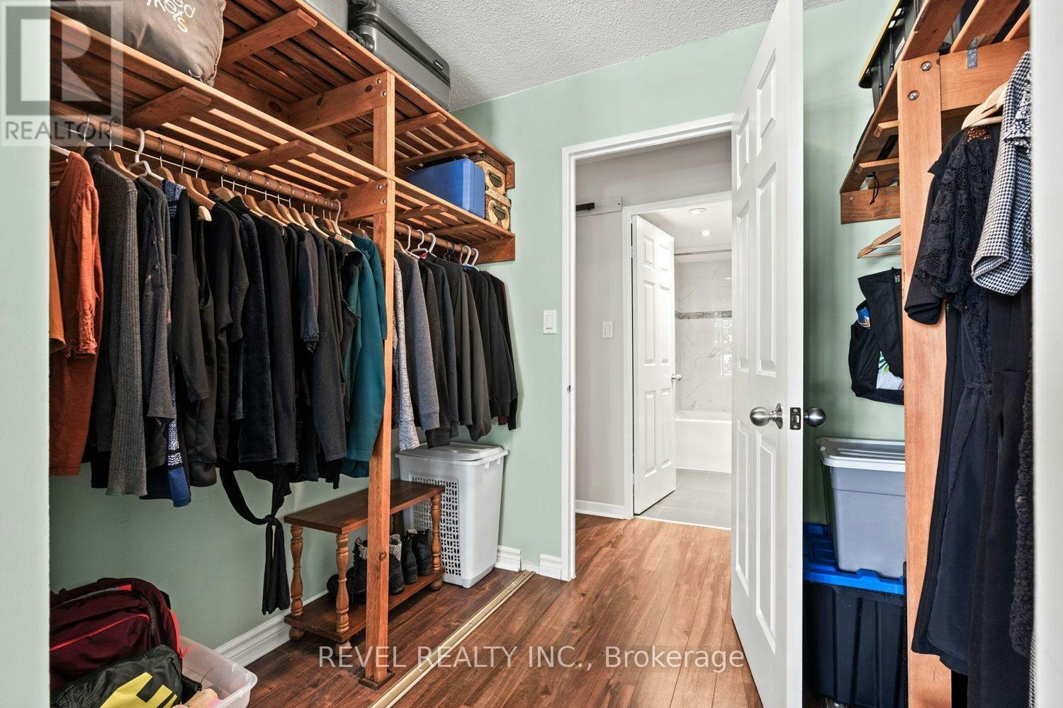 302-20 Southport Street, Toronto, ON, M6S 4Y8 - 24