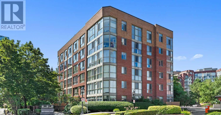 302-20 Southport Street, Toronto, ON, M6S 4Y8