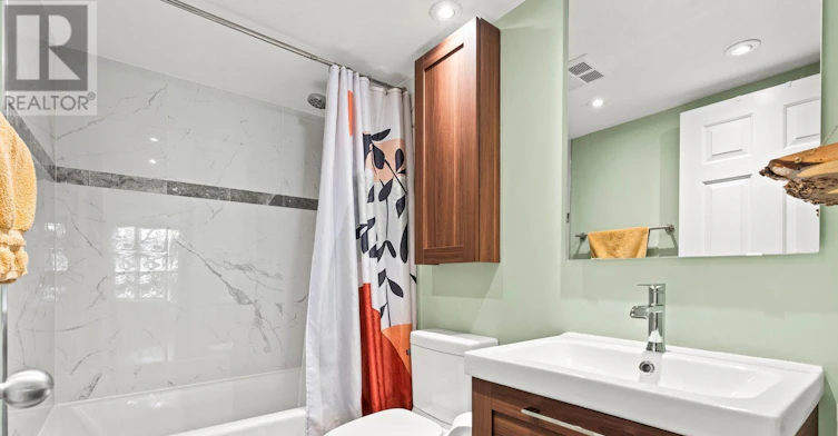 302-20 Southport Street, Toronto, ON, M6S 4Y8 - 25