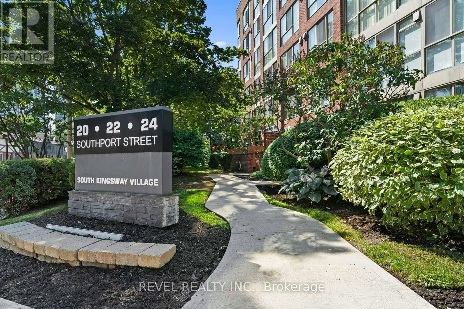 302-20 Southport Street, Toronto, ON, M6S 4Y8 - 32