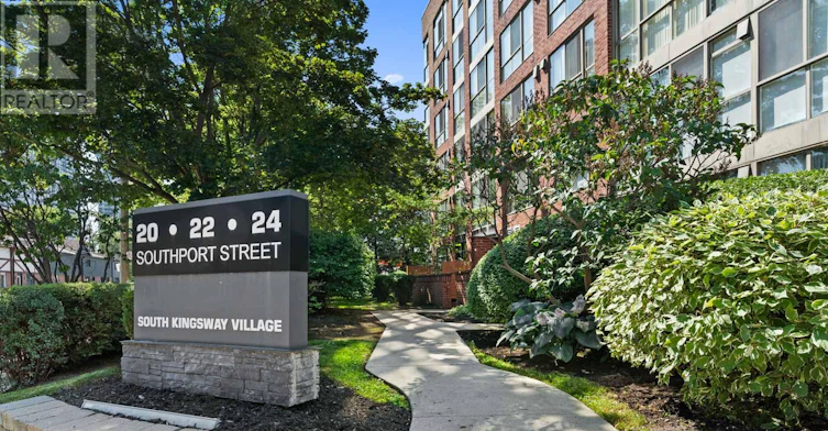 302-20 Southport Street, Toronto, ON, M6S 4Y8 - 32