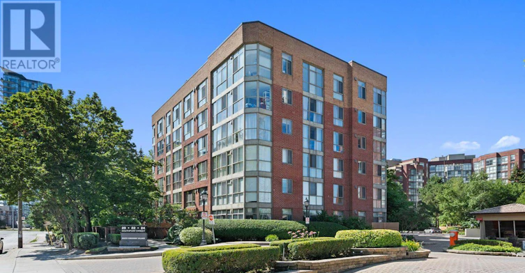 302-20 Southport Street, Toronto, ON, M6S 4Y8 - 31