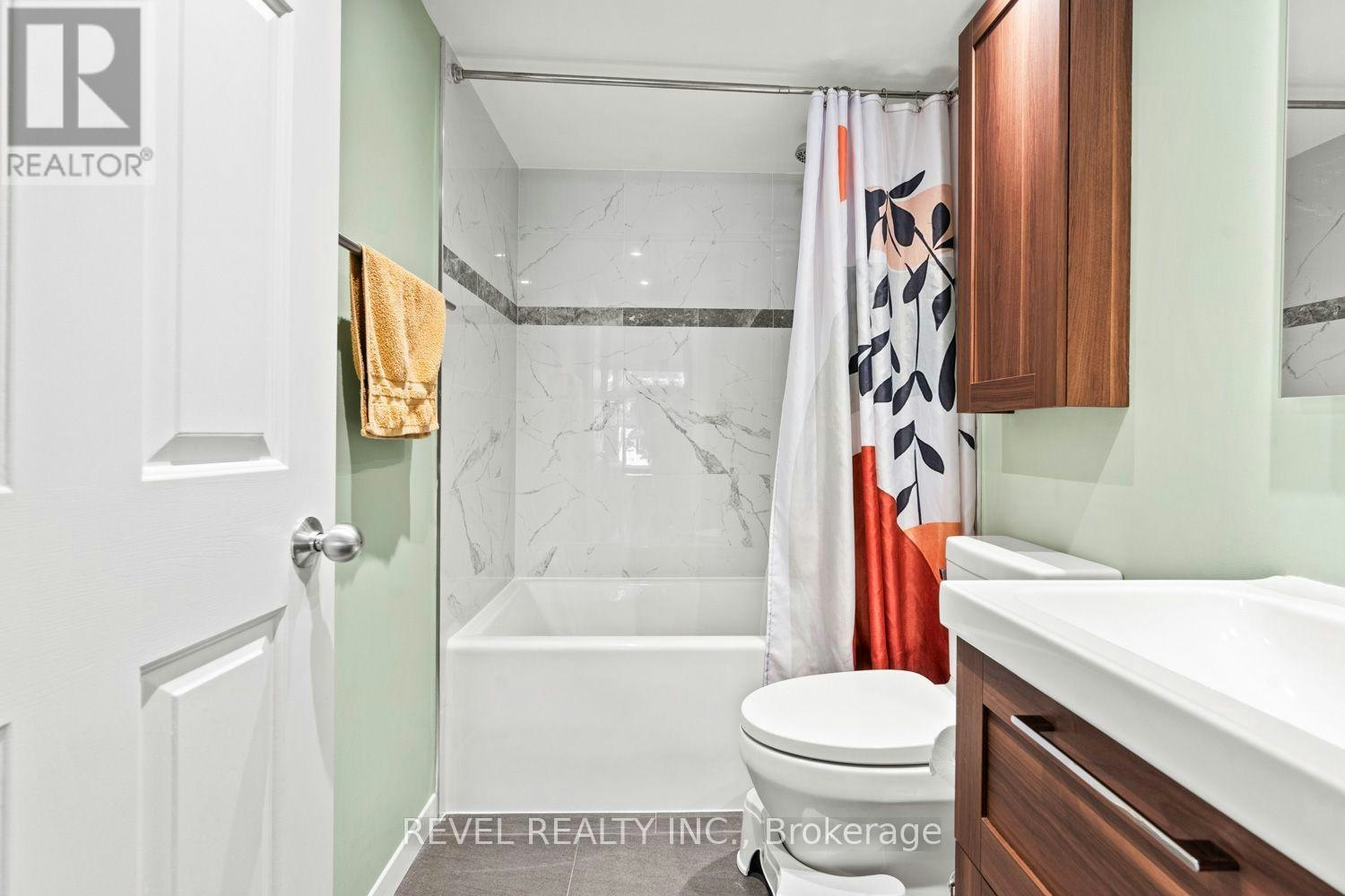 302-20 Southport Street, Toronto, ON, M6S 4Y8 - 26