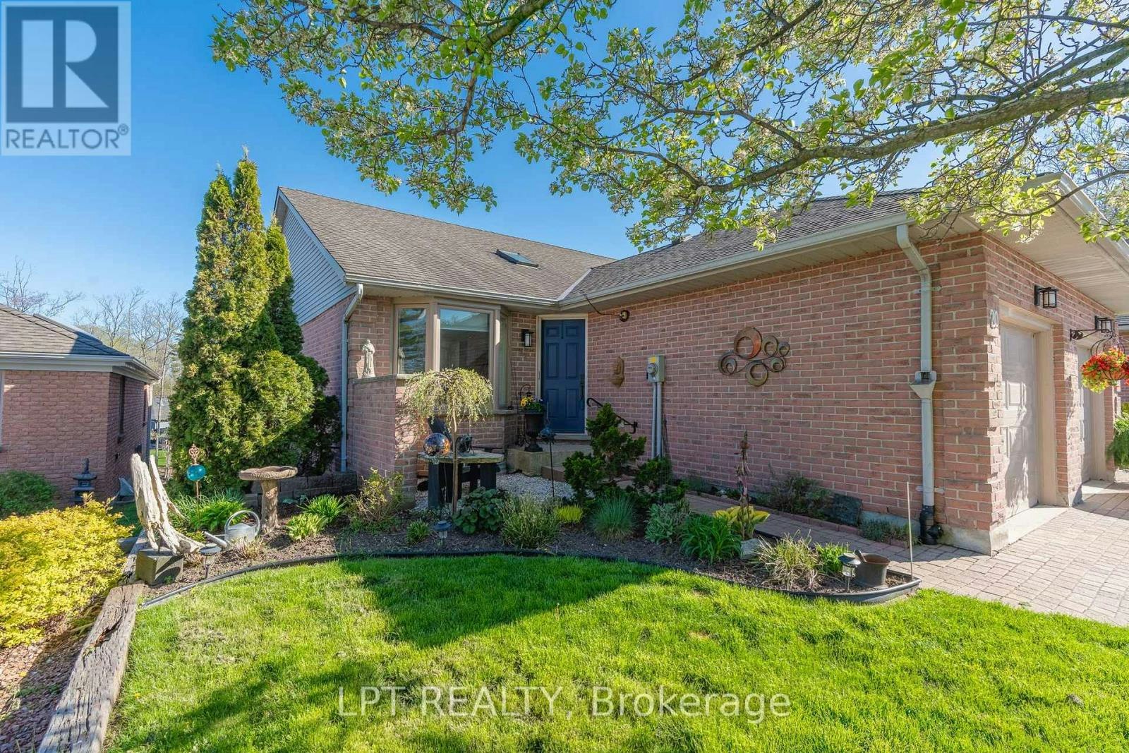 20-90 Ontario Street S, Lambton Shores, ON, N0M 1T0