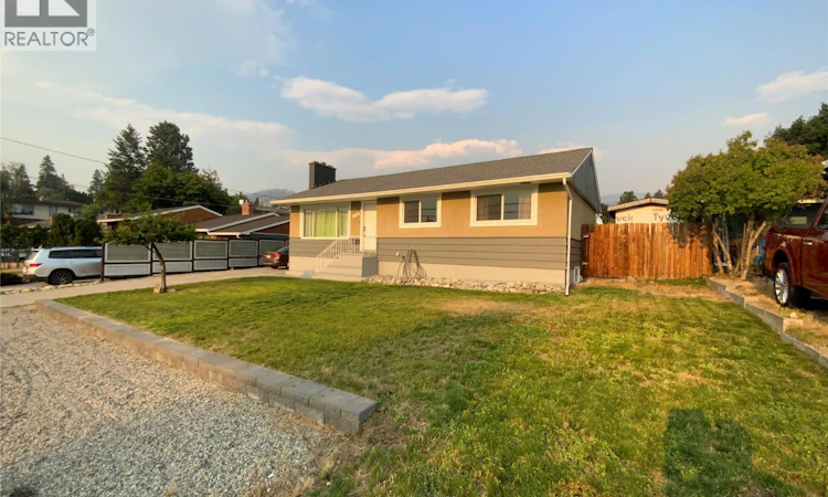 1134 Woodlands Drive