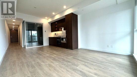 732-18 Esther Shiner Boulevard, Toronto, ON, M2K 0J7 - 19