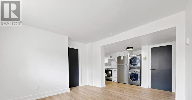 B-139 Wineva Avenue, Toronto, ON, M4E 2T3 - 6