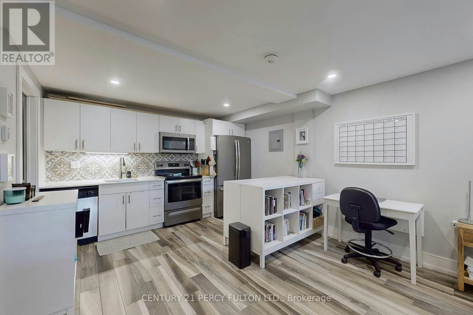 LOWER LEVEL-84 Wiley Avenue, Toronto, ON, M4J 3W6 - 5