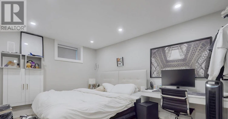 LOWER LEVEL-84 Wiley Avenue, Toronto, ON, M4J 3W6 - 11