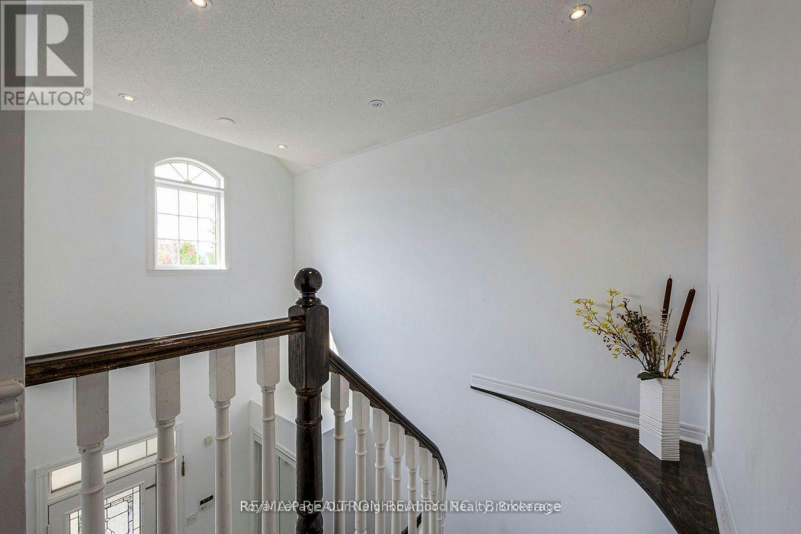 UPPER-269 Treasure Road E, Vaughan, ON, L6A 3K8 - 12