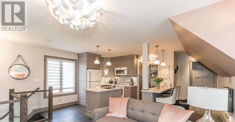 COACH HOUSE-44 Hawkridge Avenue, Markham, ON, L3P 1V9 - 2