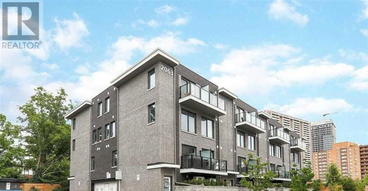 14-2063 Weston Road, Toronto, ON, M9N 1X7
