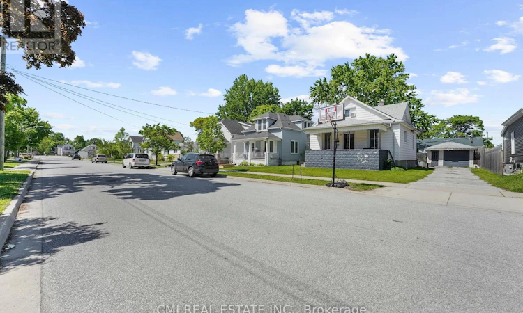 433 Lydia Street