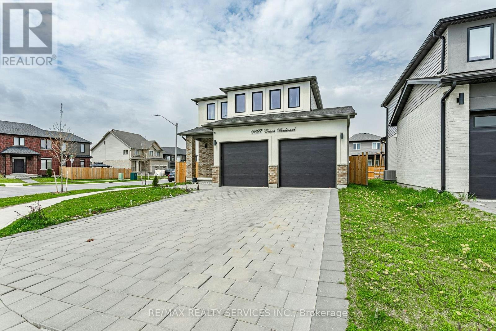 2227 Evans Boulevard, London, ON, N6M 0H7