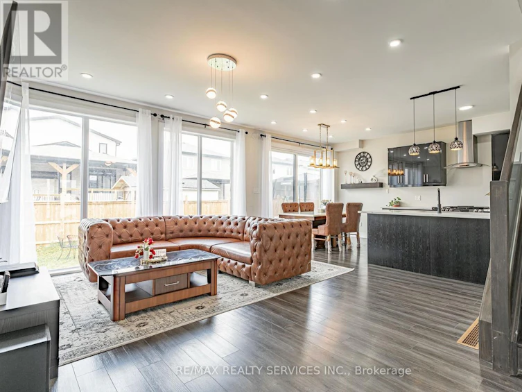 2227 Evans Boulevard, London, ON, N6M 0H7 - 6