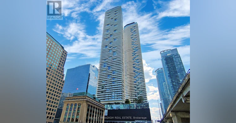 6002-100 Harbour Street, Toronto, ON, M5J 2T5
