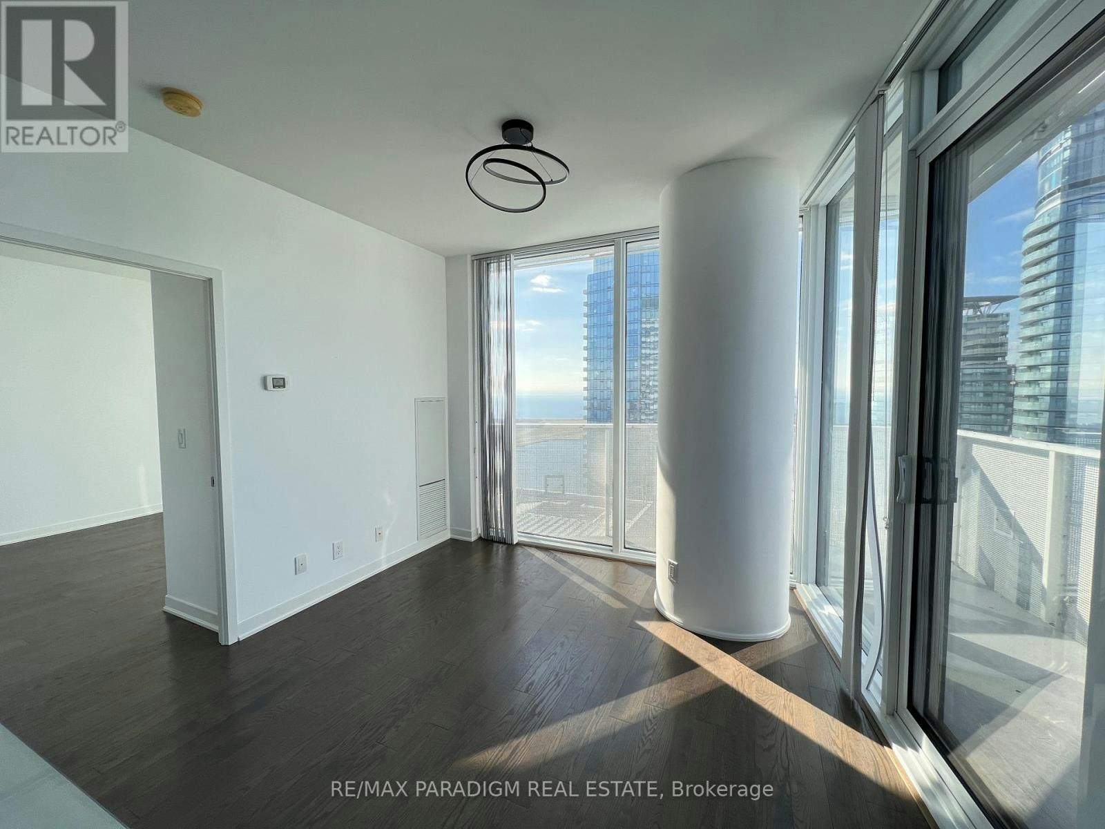 6002-100 Harbour Street, Toronto, ON, M5J 2T5 - 4