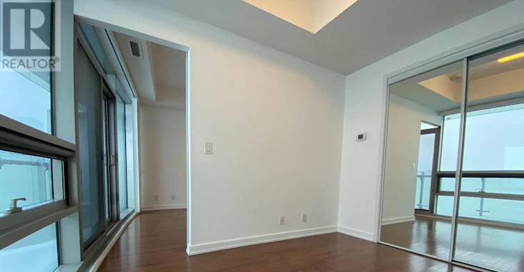 5209-14 York Street, Toronto, ON, M5J 2Z2 - 13