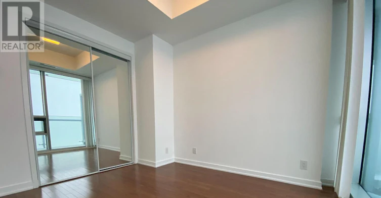 5209-14 York Street, Toronto, ON, M5J 2Z2 - 14