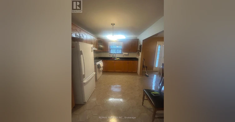 MAIN FLOOR-61 Cedar Lane Drive, Wasaga Beach, ON, L9Z 2S1 - 4