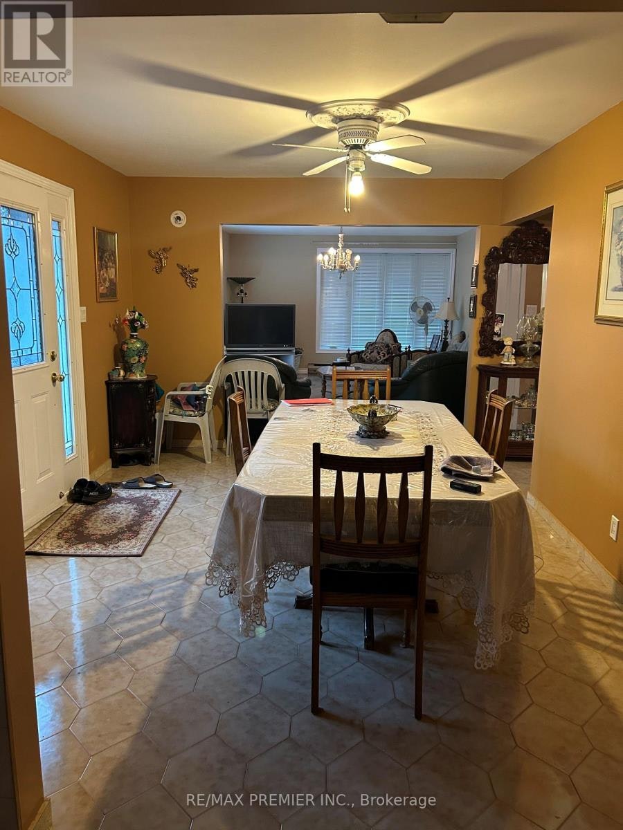 MAIN FLOOR-61 Cedar Lane Drive, Wasaga Beach, ON, L9Z 2S1 - 5