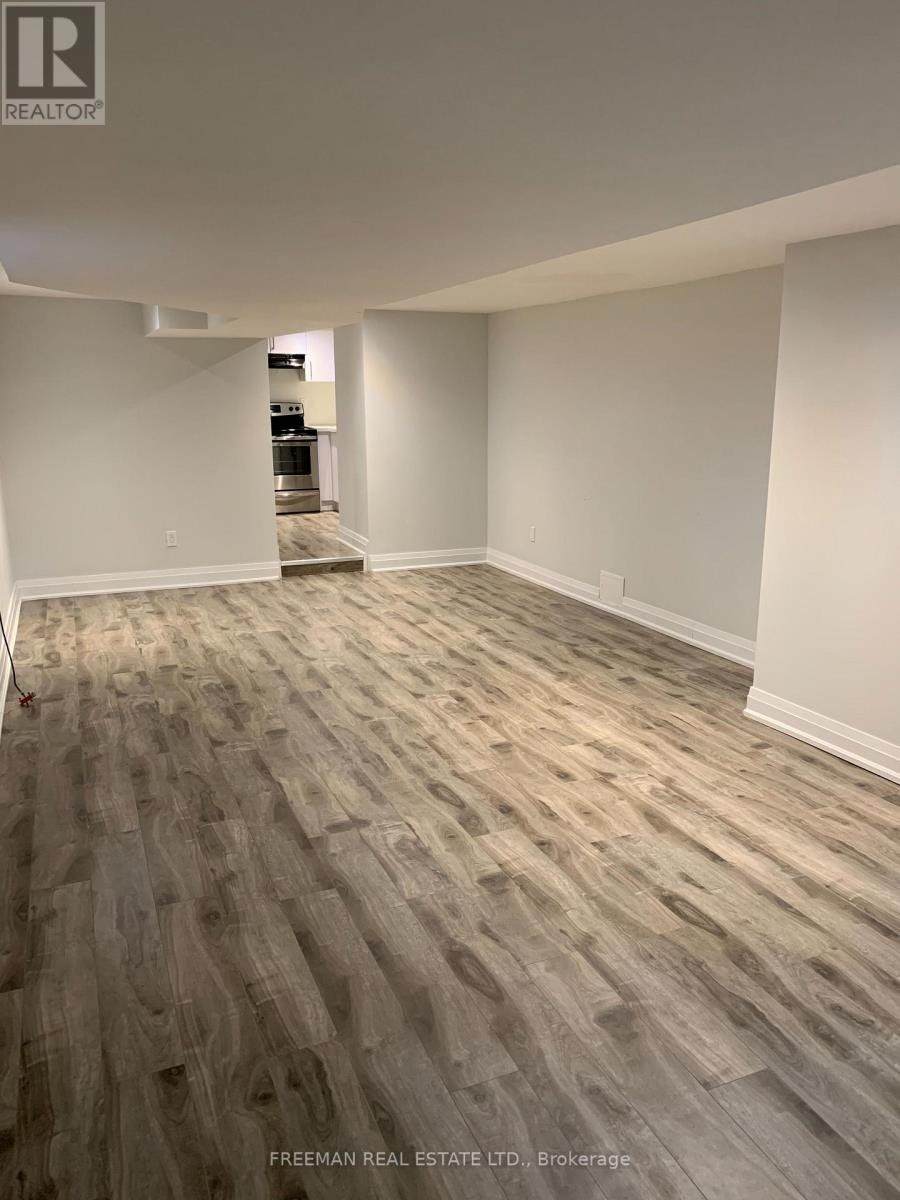 LOWER 642 Lvl Studio Gladstone Avenue, Toronto, ON, M6H 3J4 - 4