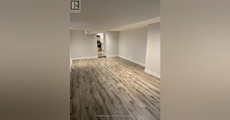 LOWER 642 Lvl Studio Gladstone Avenue, Toronto, ON, M6H 3J4 - 4