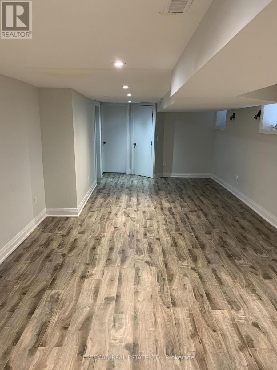 LOWER 642 Lvl Studio Gladstone Avenue, Toronto, ON, M6H 3J4 - 5