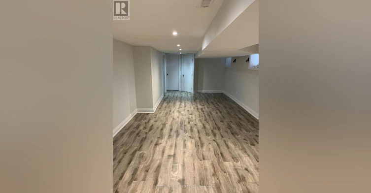 LOWER 642 Lvl Studio Gladstone Avenue, Toronto, ON, M6H 3J4 - 5
