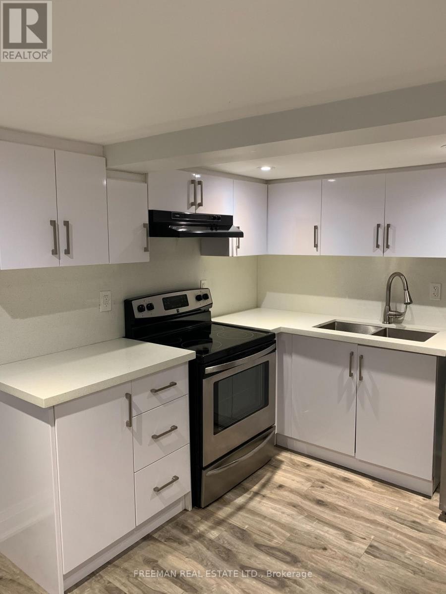 LOWER 642 Lvl Studio Gladstone Avenue, Toronto, ON, M6H 3J4 - 2