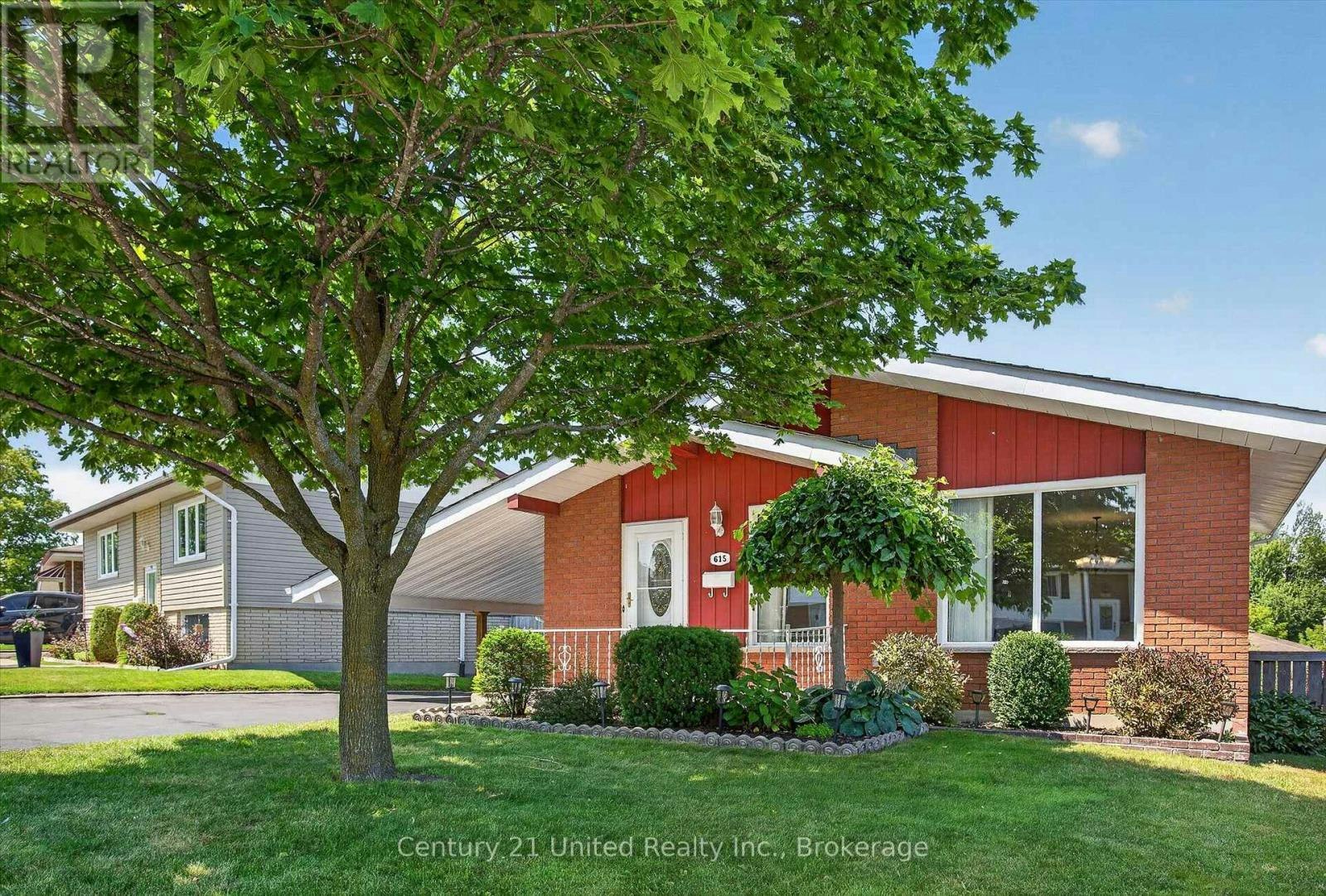 615 Saugeen Crescent, Peterborough, ON, K9J 1J9