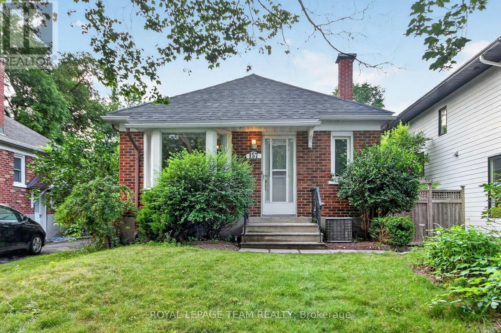 157 Mulvihill Avenue, Ottawa, ON, K1Z 6Y3