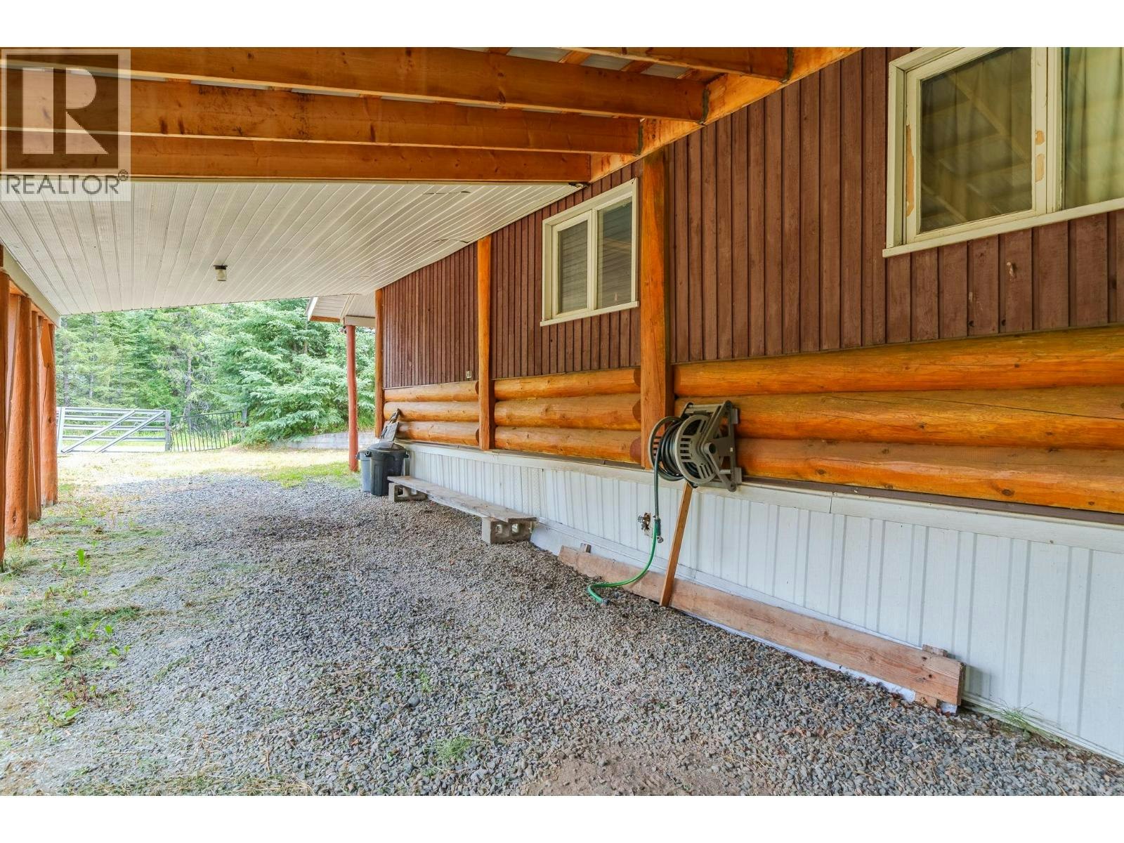 7532 Cariboo Chalet Road, Deka Lake, BC, V0K 1X0 - 22