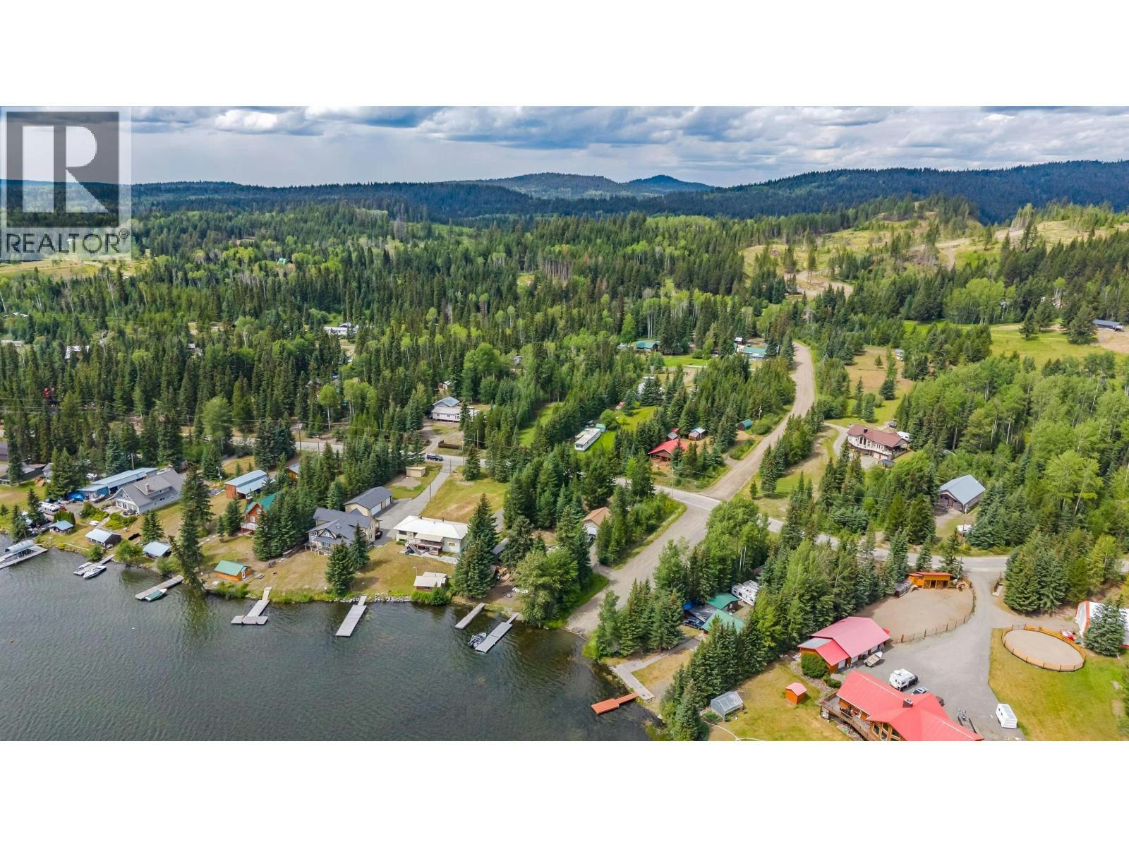 7532 Cariboo Chalet Road, Deka Lake, BC, V0K 1X0 - 16