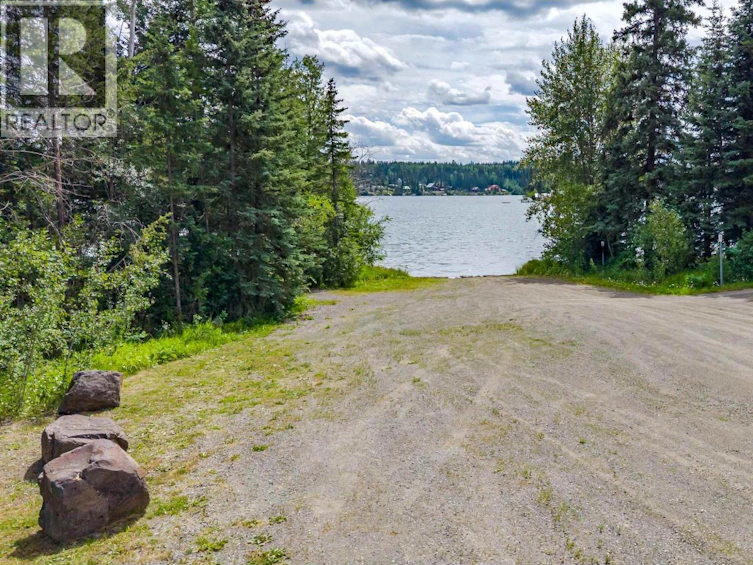 7532 Cariboo Chalet Road, Deka Lake, BC, V0K 1X0 - 25