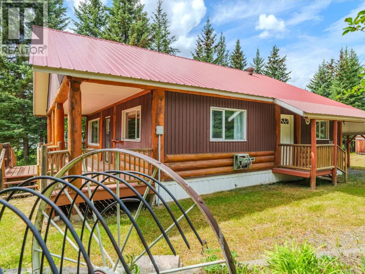 7532 Cariboo Chalet Road, Deka Lake, BC, V0K 1X0 - 17