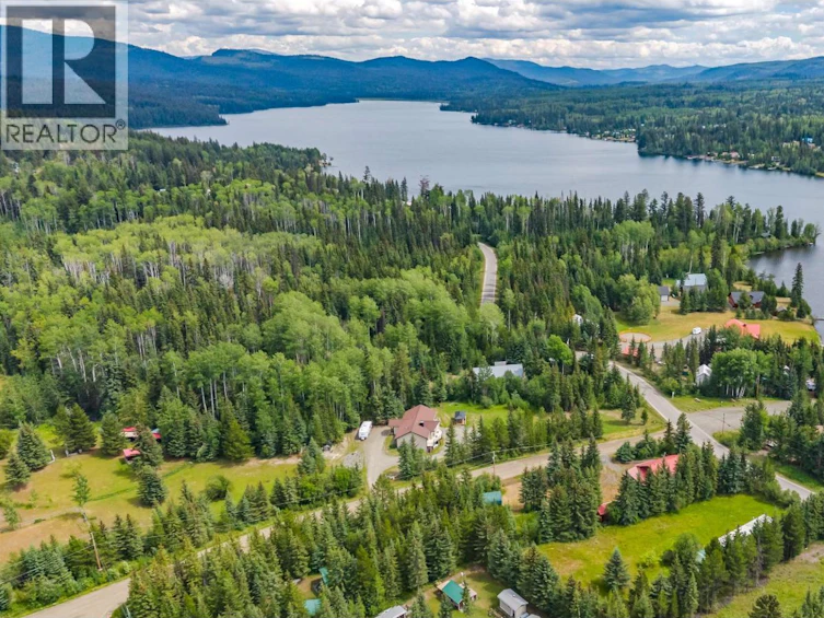 7532 Cariboo Chalet Road, Deka Lake, BC, V0K 1X0 - 4