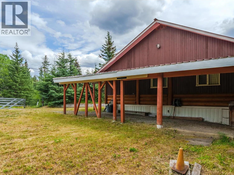 7532 Cariboo Chalet Road, Deka Lake, BC, V0K 1X0 - 21