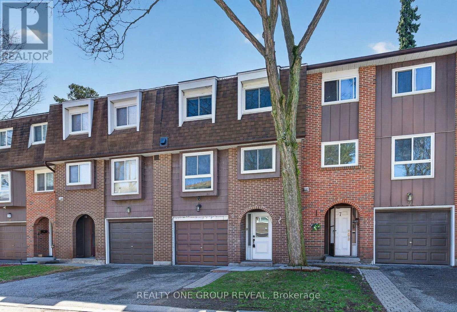 9-443 Manse Road, Toronto, ON, M1E 3V7