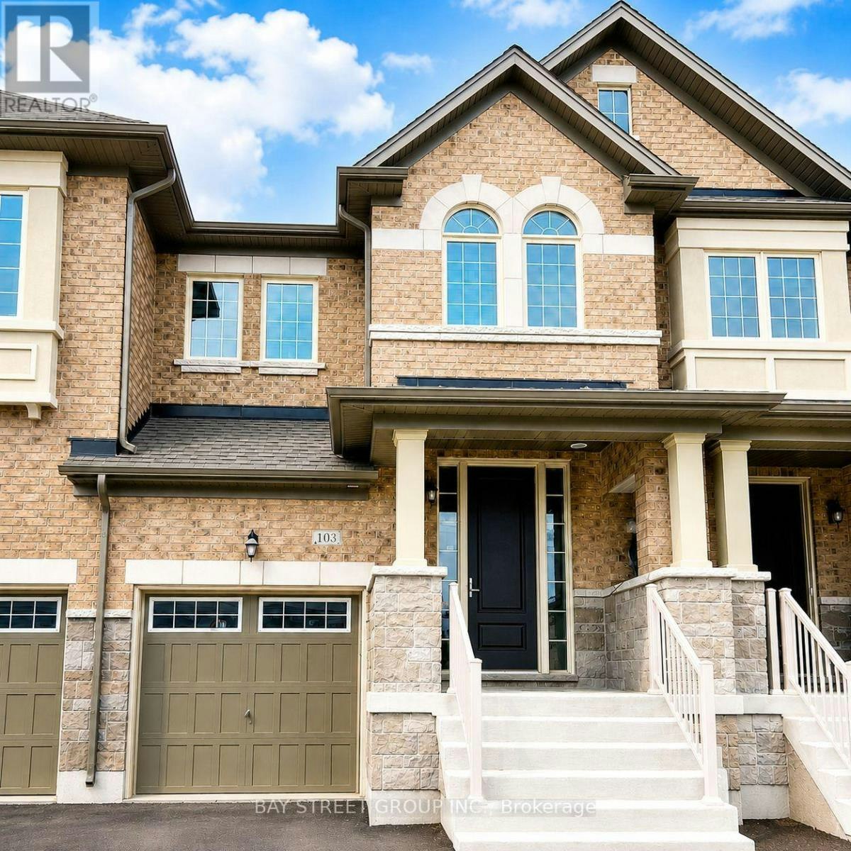 103 Drizzel Crescent, Richmond Hill, ON, L4E 0G9