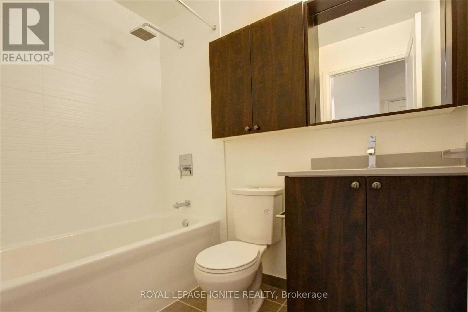 3204-3600 7 Highway Road, Vaughan, ON, L4L 0G7 - 10