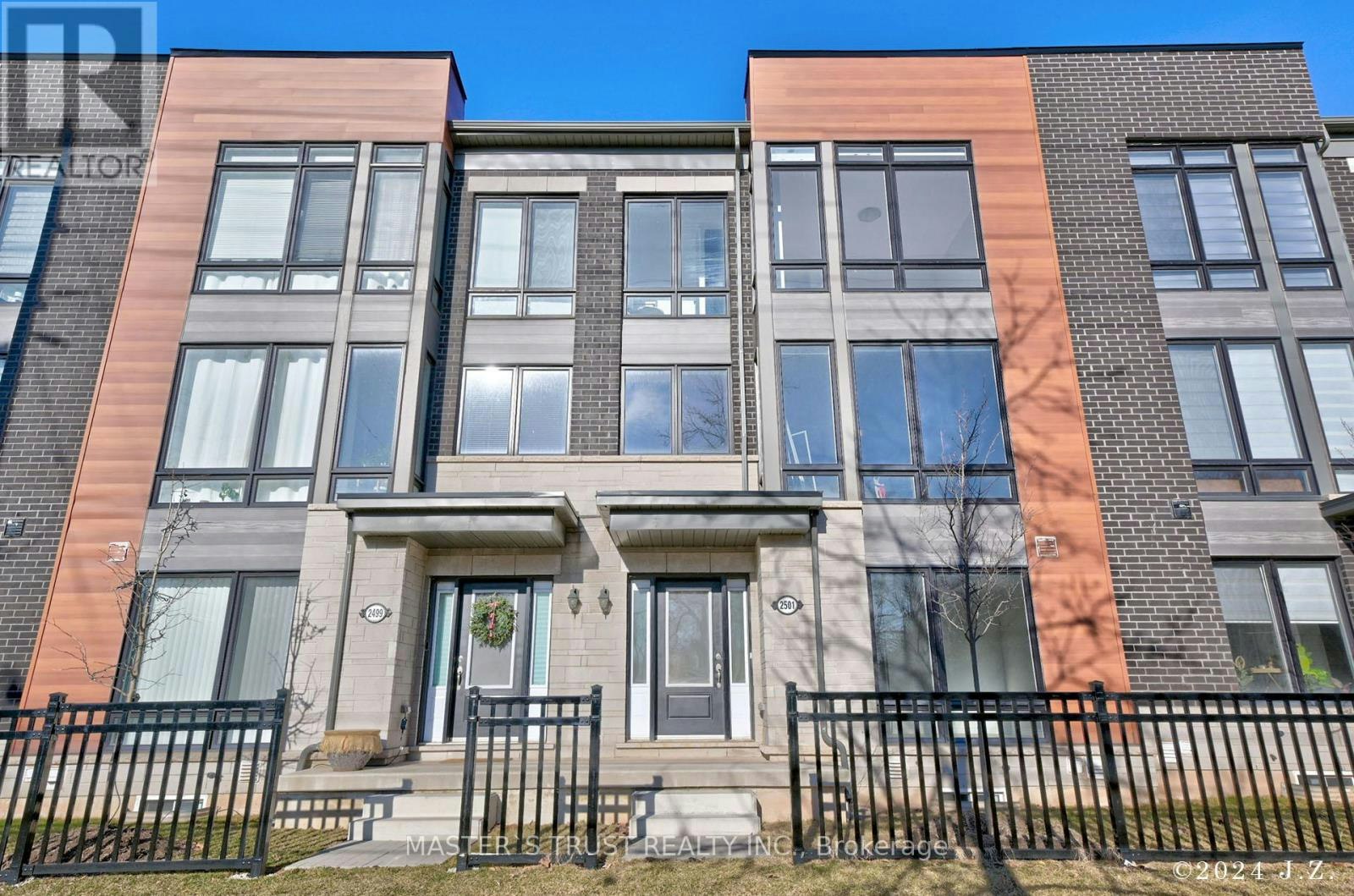 2501 Littlefield Crescent, Oakville, ON, L6M 5L9