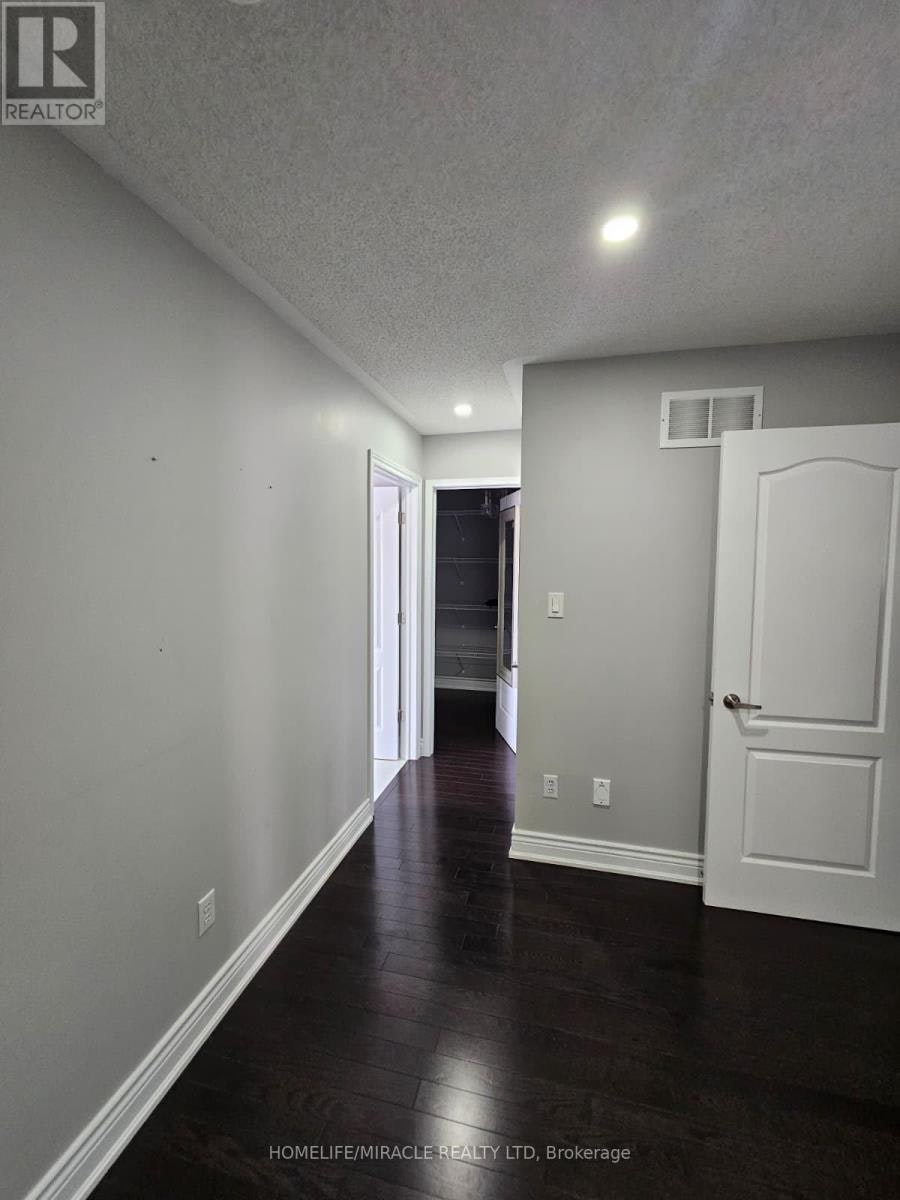 20 Summer Mist Court, Brampton, ON, L6R 2Z1 - 25