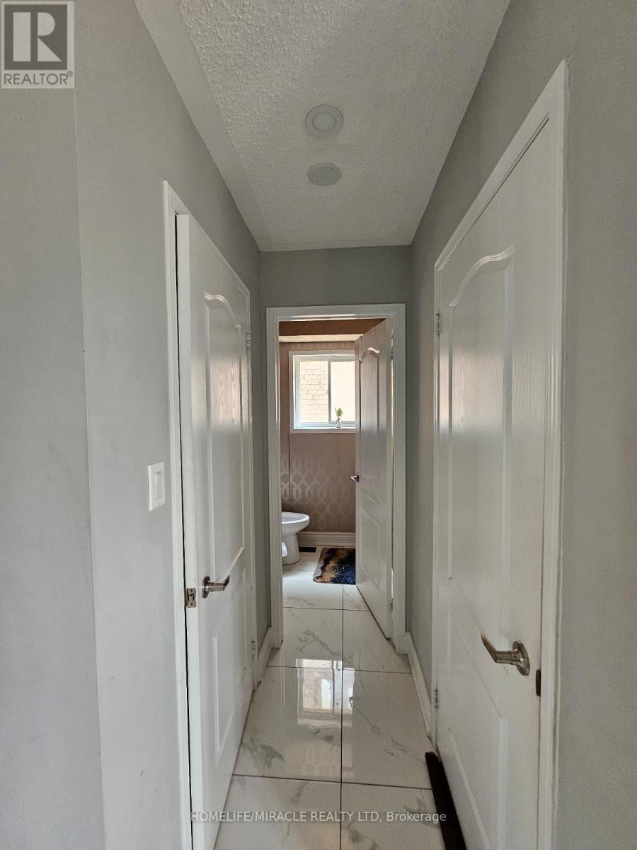 20 Summer Mist Court, Brampton, ON, L6R 2Z1 - 13