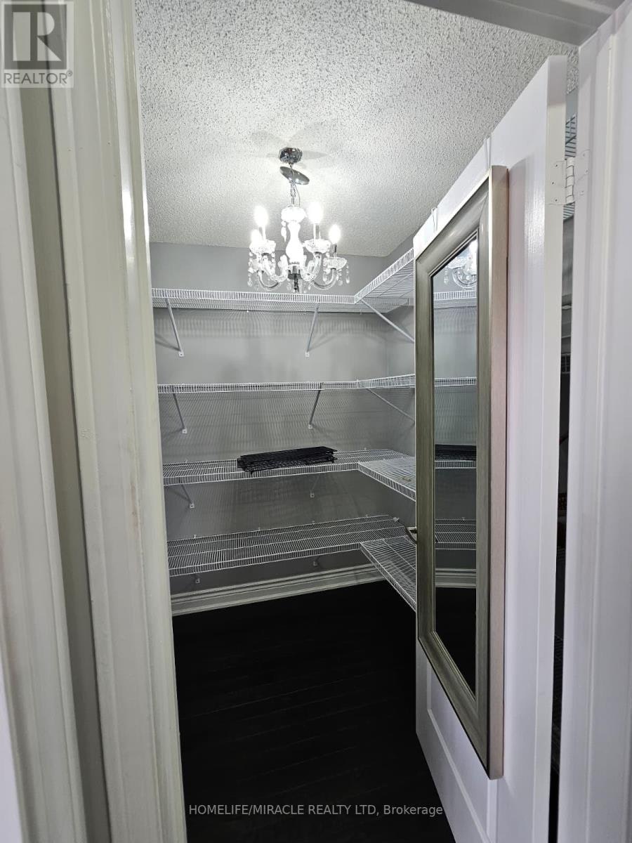 20 Summer Mist Court, Brampton, ON, L6R 2Z1 - 27