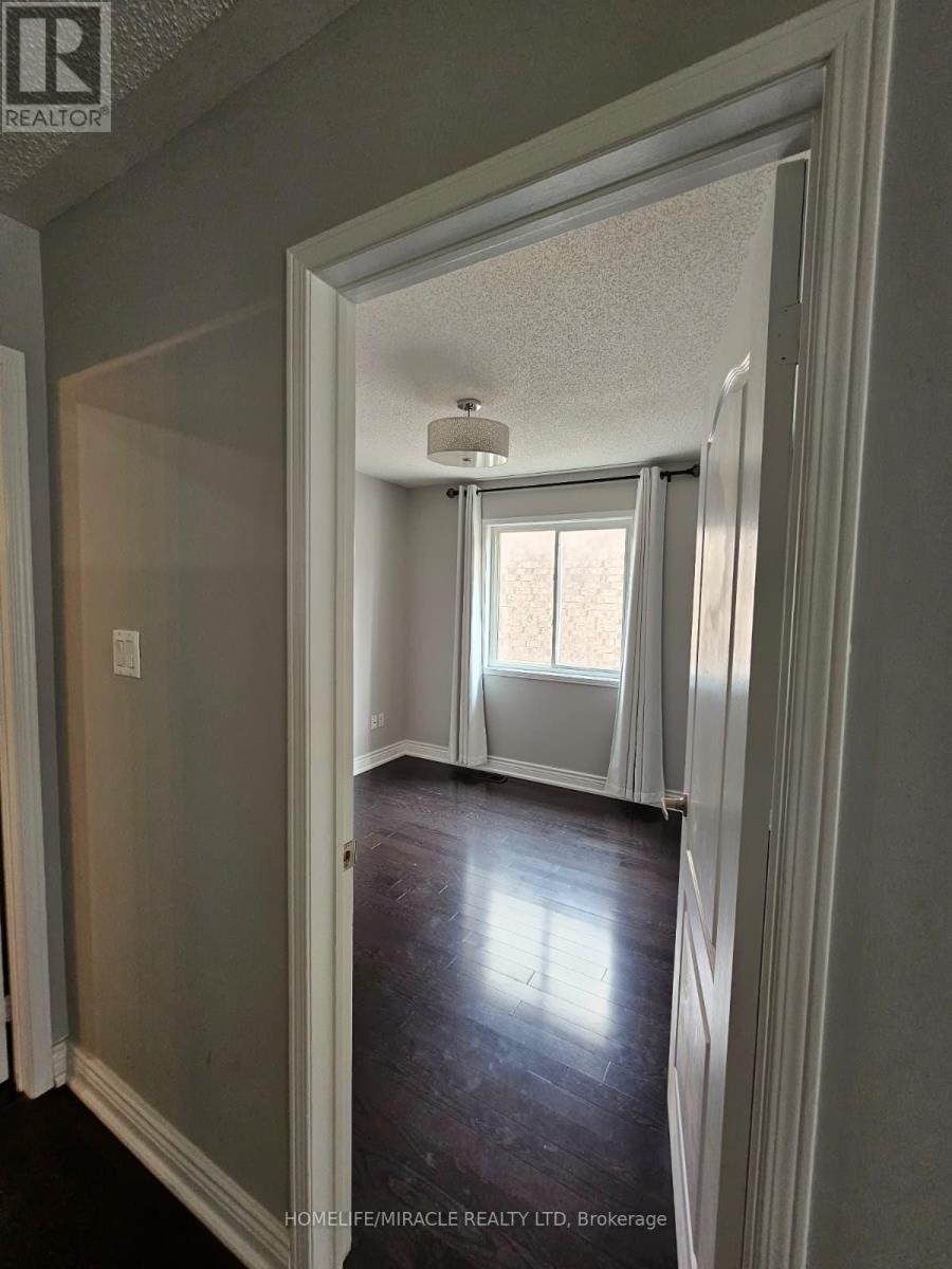 20 Summer Mist Court, Brampton, ON, L6R 2Z1 - 33