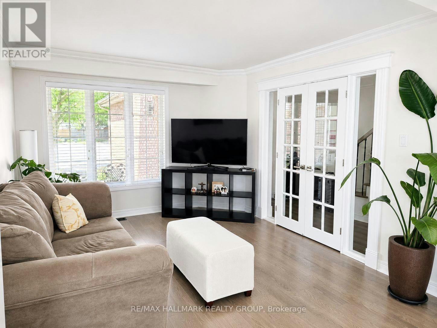 1374 Chicory Place, Ottawa, ON, K1J 1E7 - 5